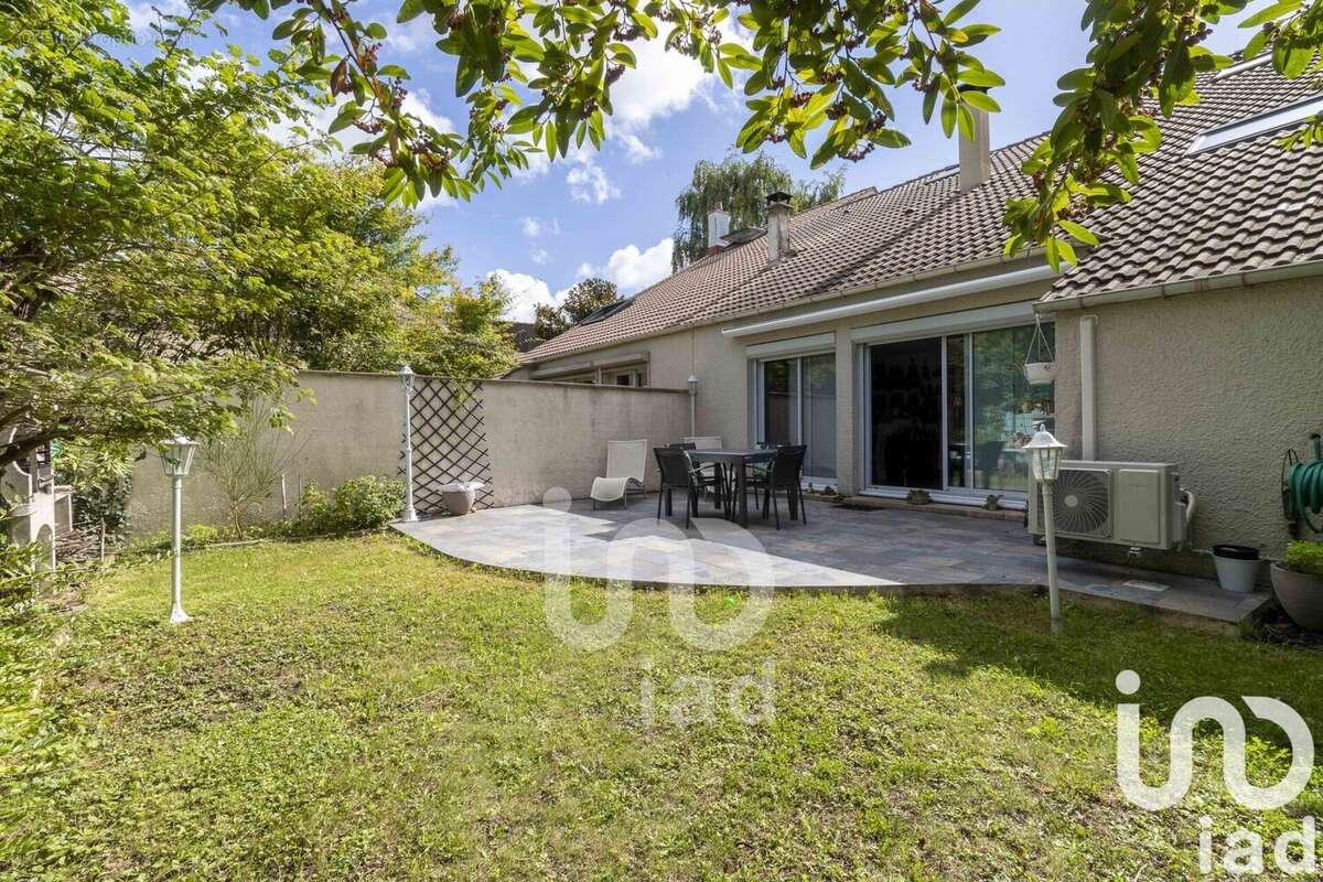 Photo 3 - Maison à JOUY-LE-MOUTIER