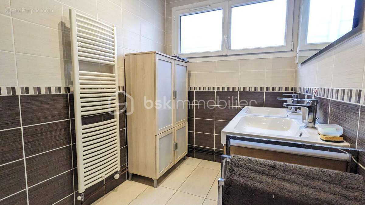 Maison à SAINT-MEDARD-EN-JALLES