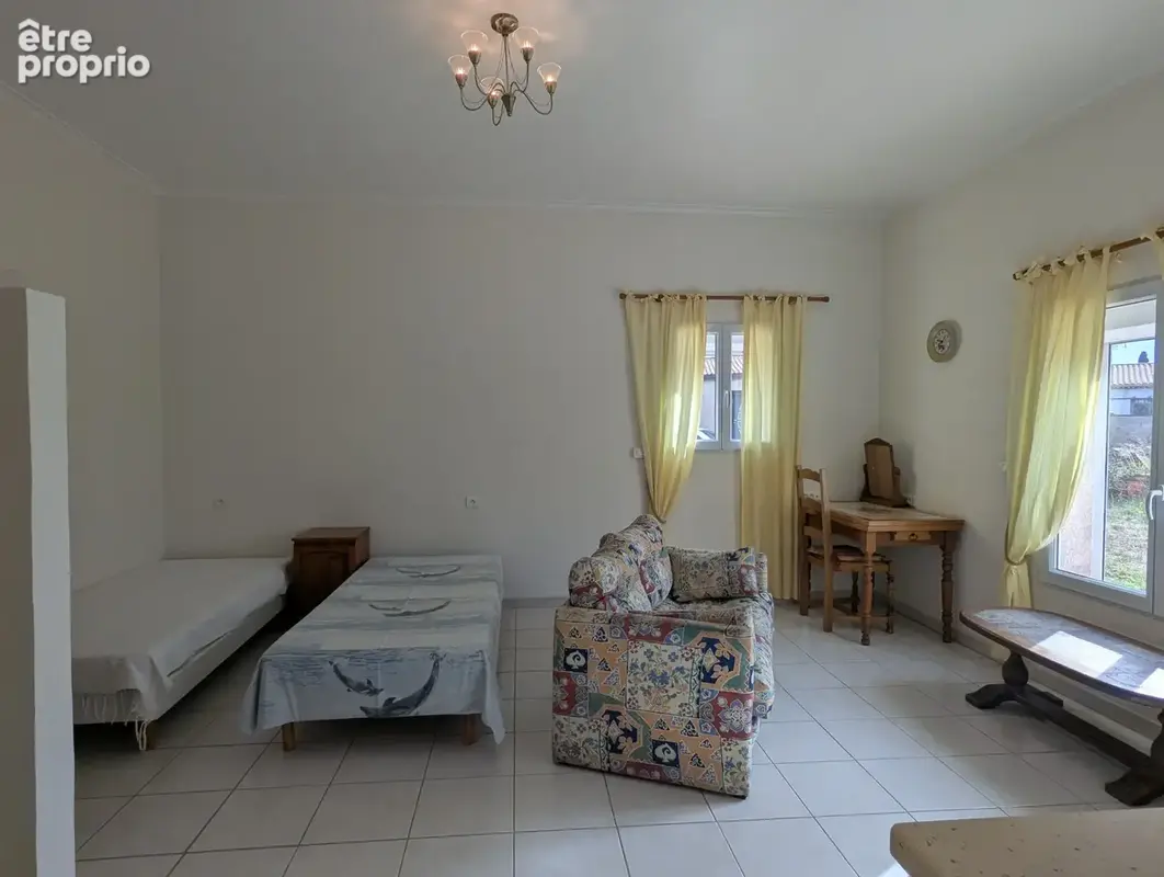 Propriété avec 3 logements indépendants sur 2 174 m2   Proche Narbonne - photo 10