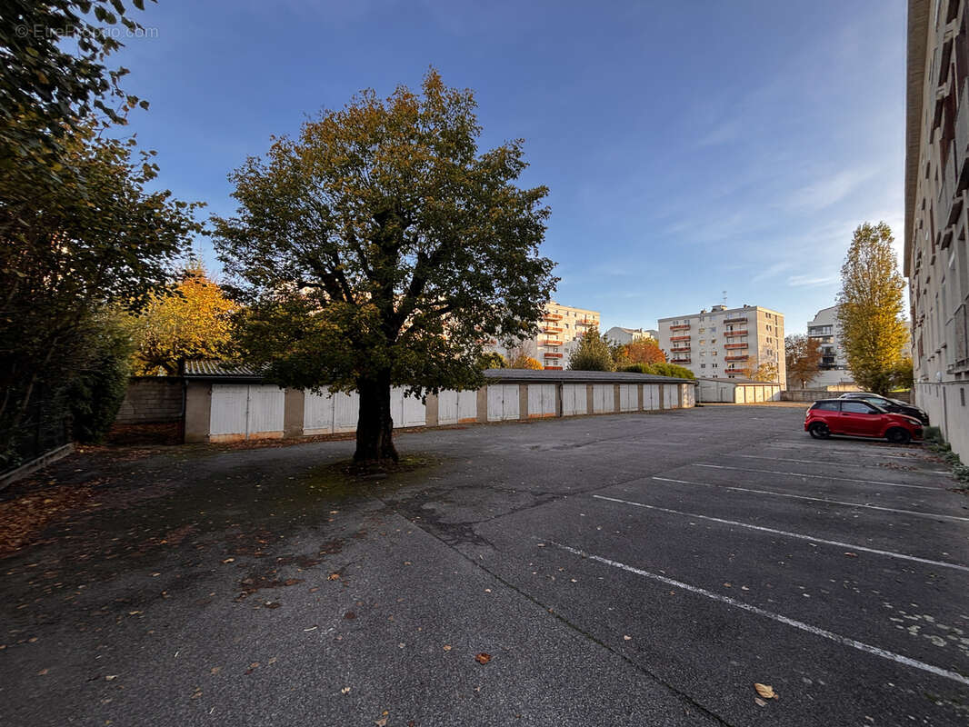 Appartement à FONTAINE-LES-DIJON
