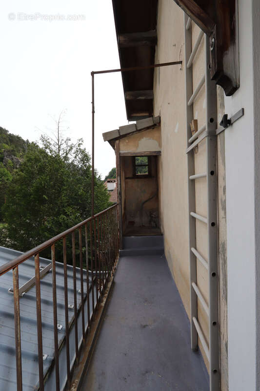 Appartement à TENDE