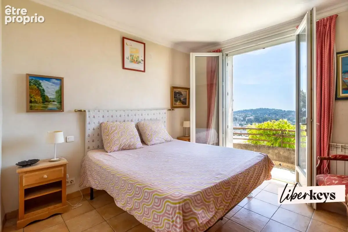 Corniche du Faron, superbe villa vue mer 200m2 sur les hauteurs - photo 9