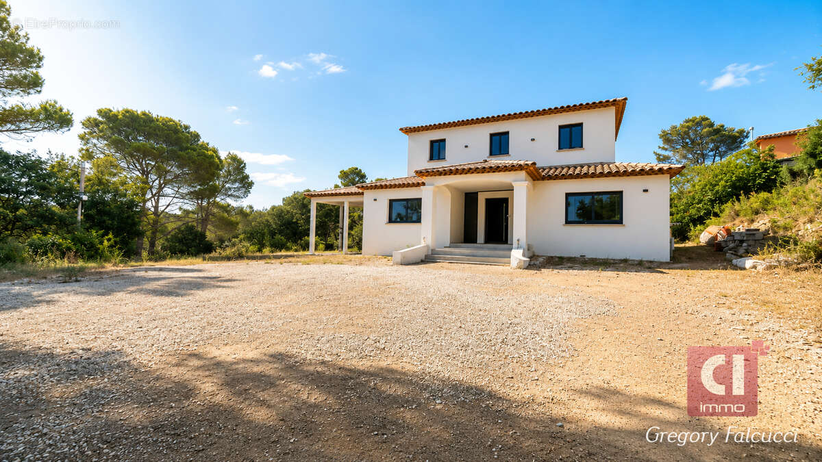 Maison à FLASSANS-SUR-ISSOLE