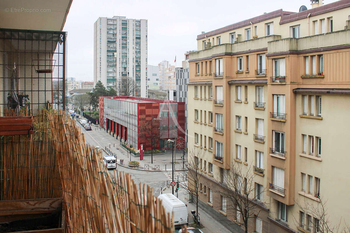 Appartement à AUBERVILLIERS