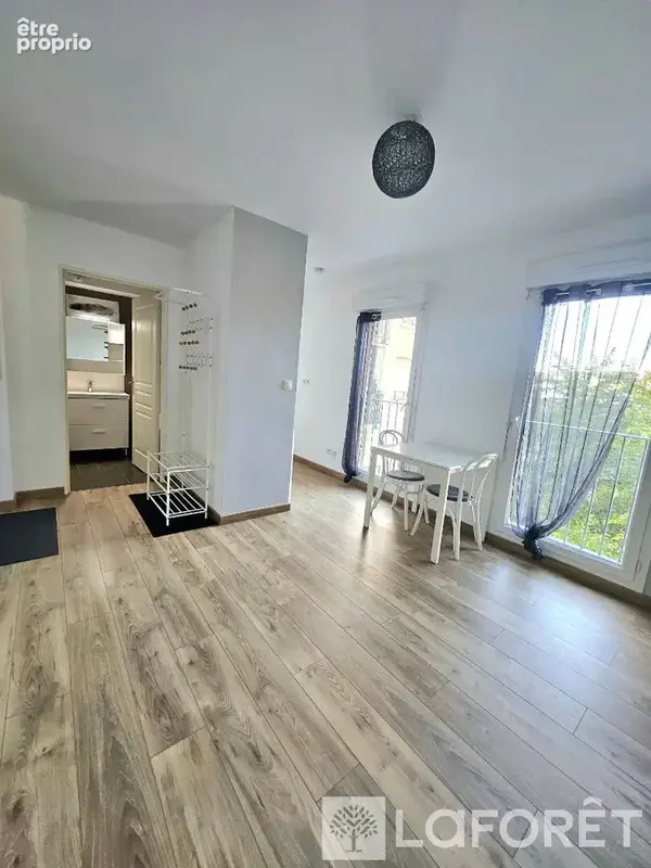Photo Appartement à Oullins au prix de 134 000€