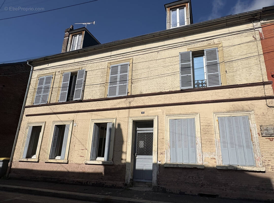 Appartement à MERU