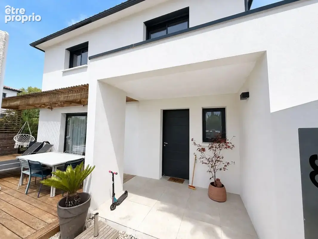 Maison 117 m² à Saint-Drezery  - photo 24