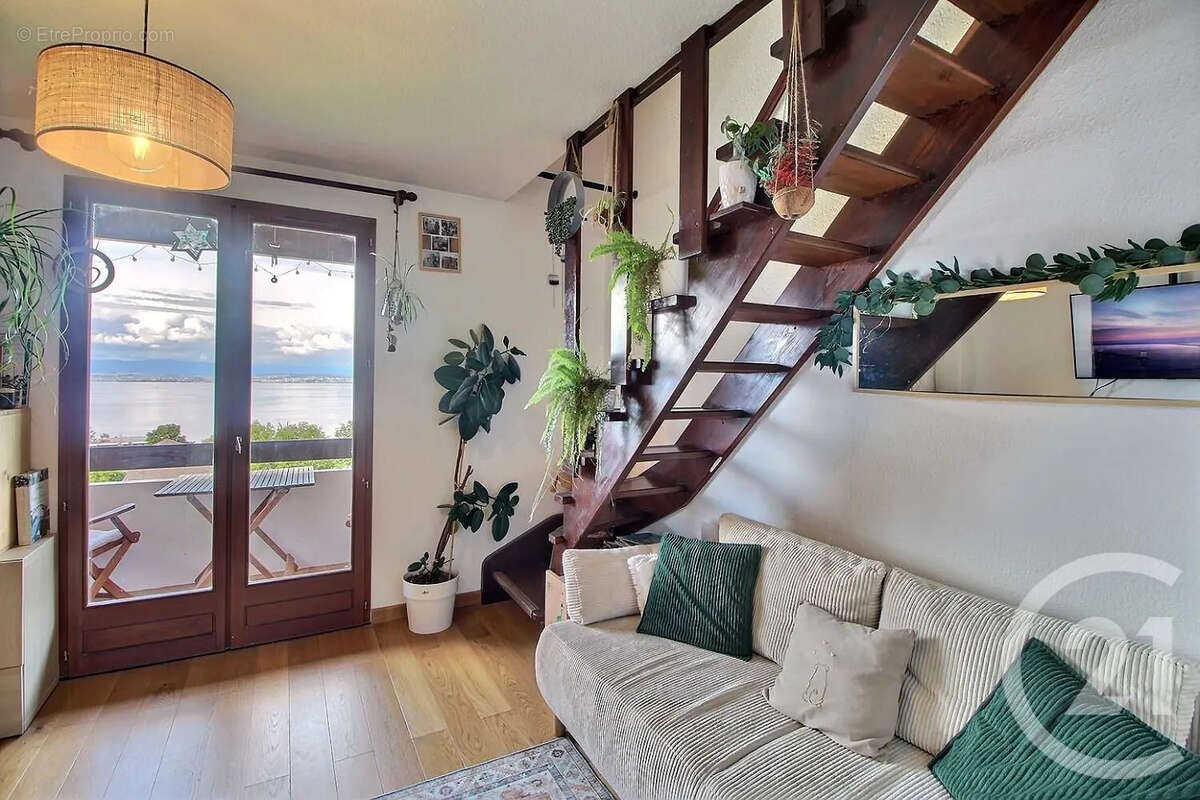 Appartement à EVIAN-LES-BAINS