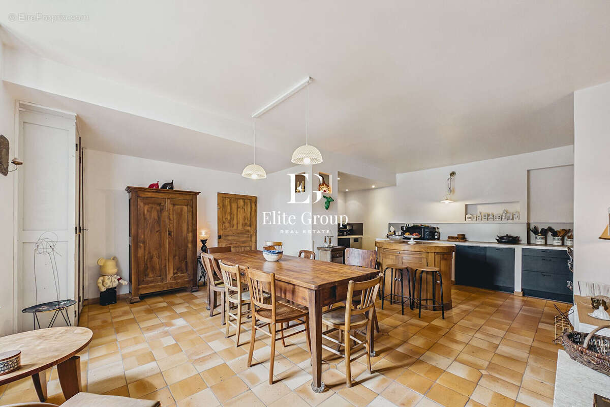 Maison à COGNAC