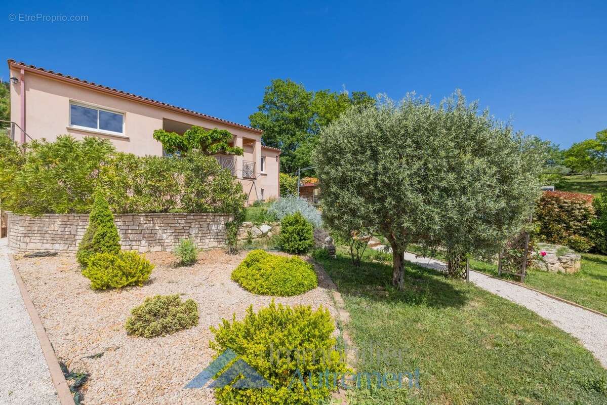 Maison à MANOSQUE