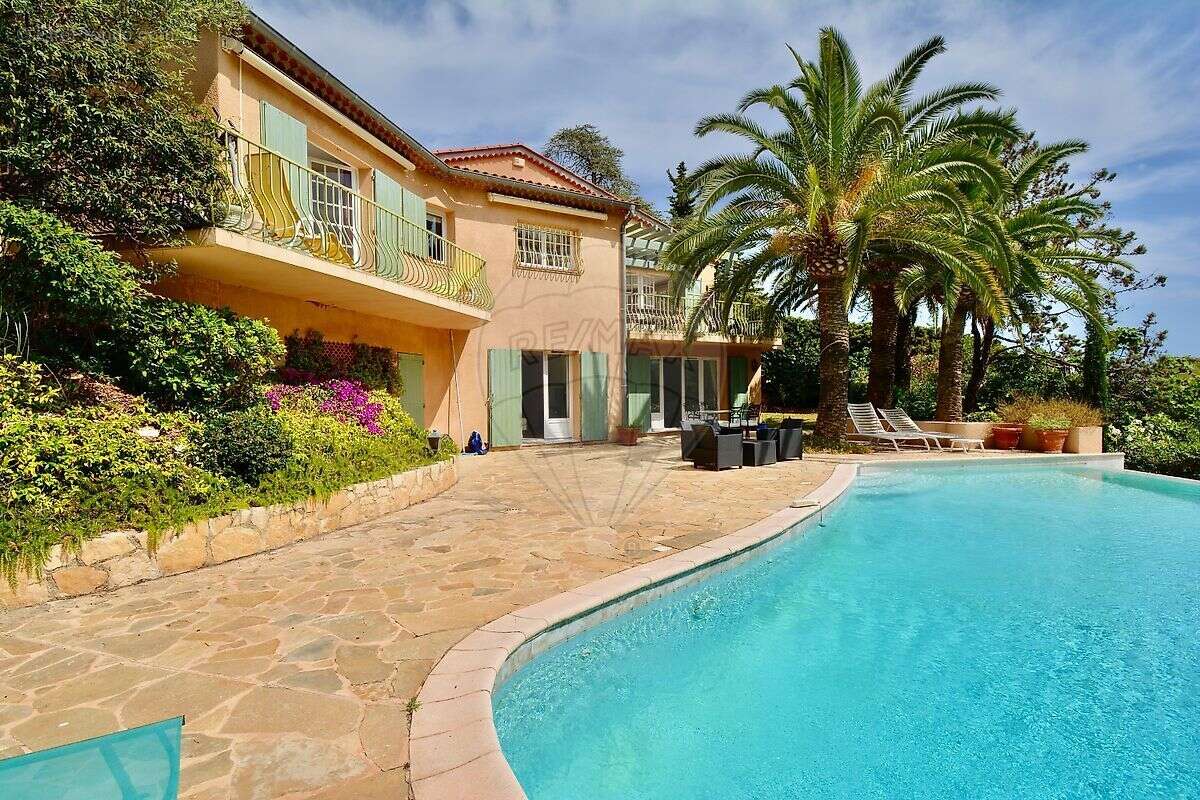 Maison à THEOULE-SUR-MER