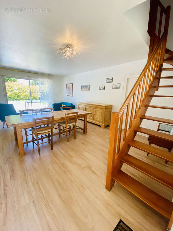 Maison à VAUX-SUR-MER