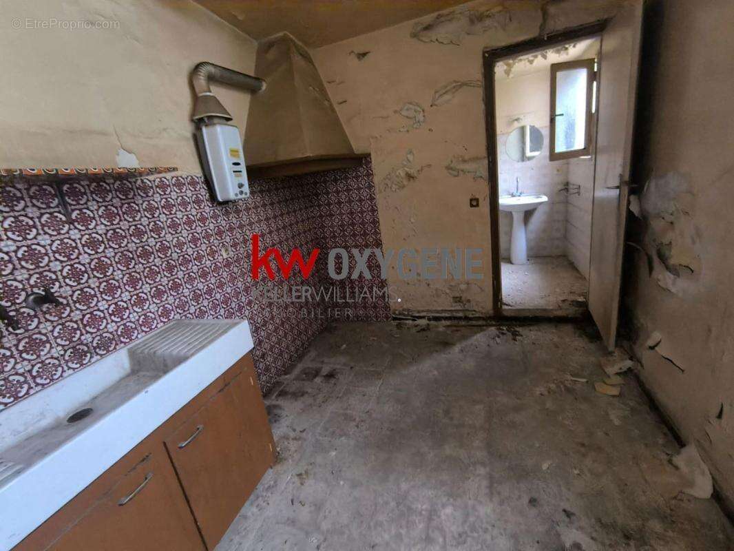 Commerce à LE BOULOU