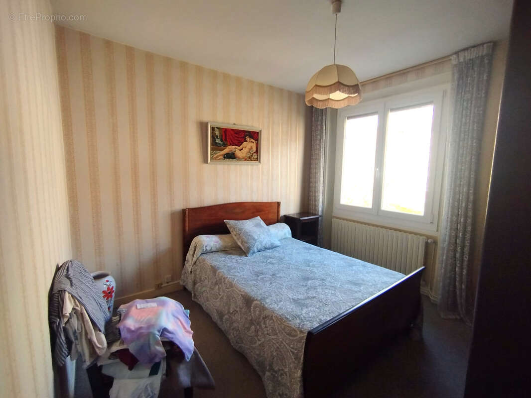 Appartement à LE PONT-DE-CLAIX