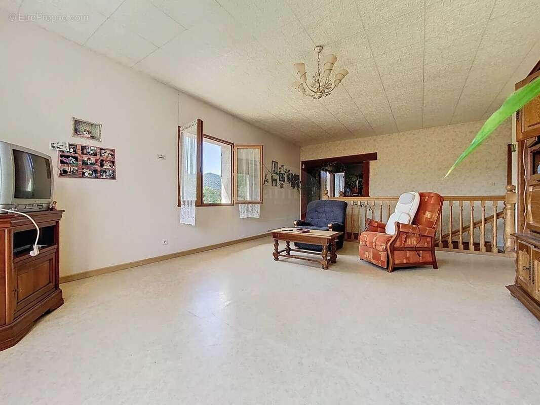 Maison à ENCAUSSE-LES-THERMES