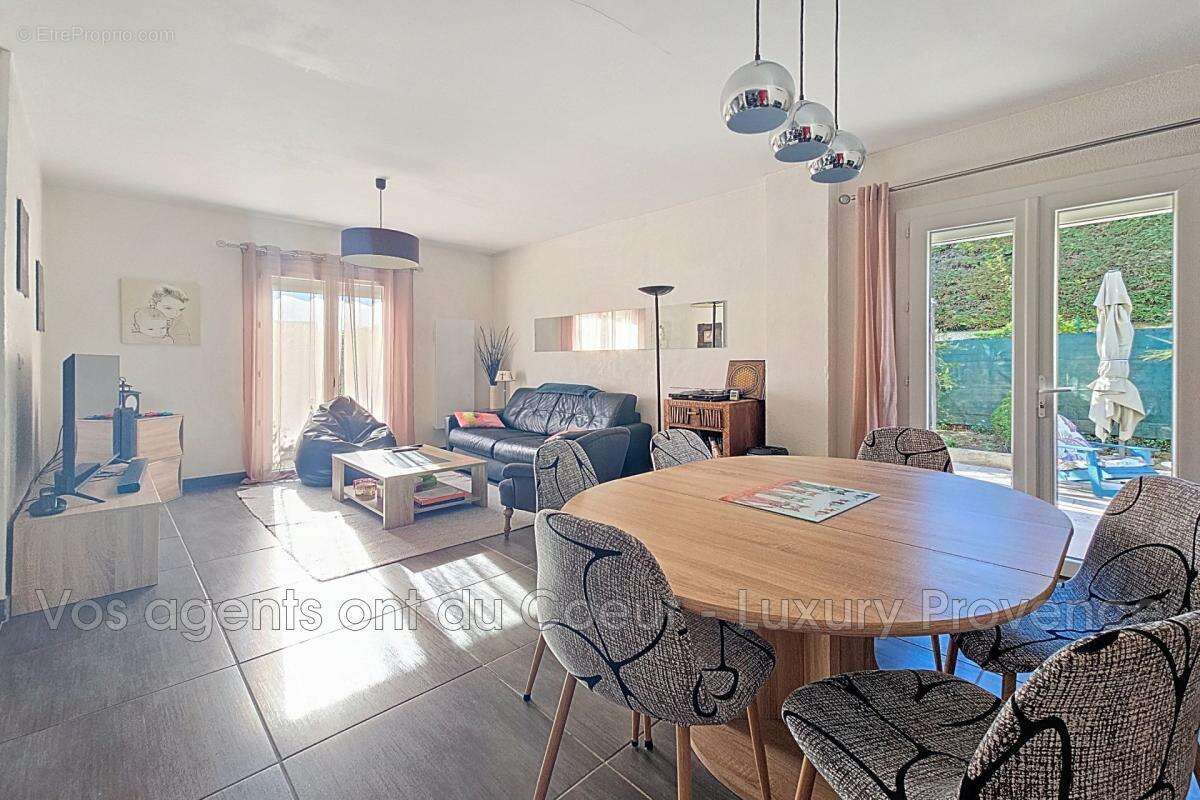 Maison à SAINT-SAVOURNIN