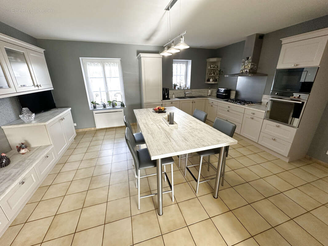 Maison à SAINT-AVIT