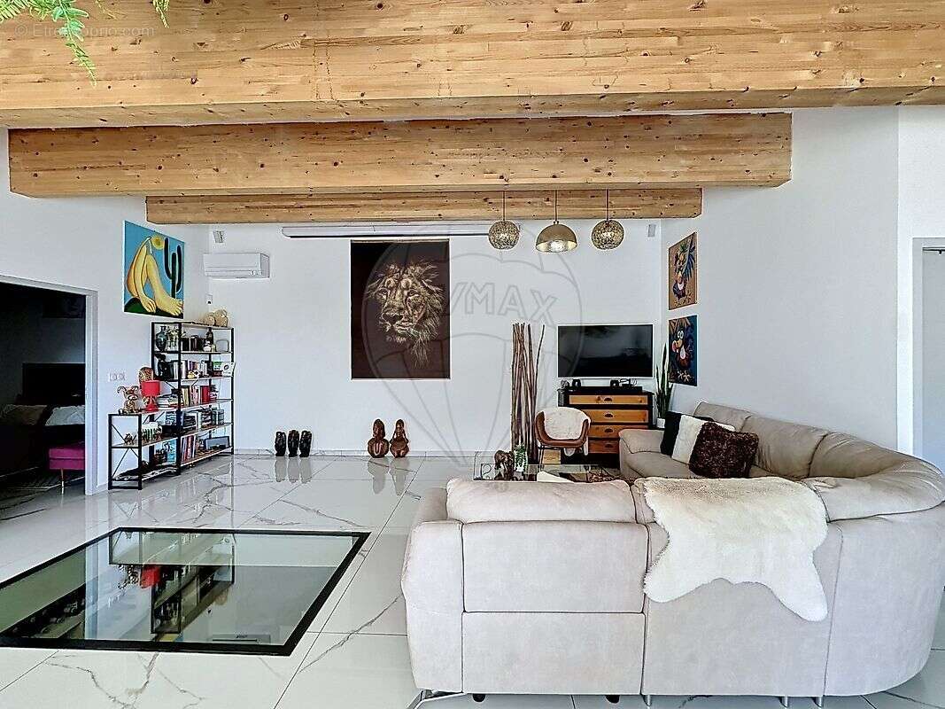 Maison à NIMES