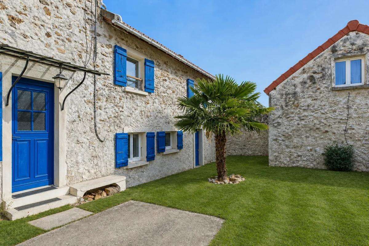Maison de caractère 6 pièces louée - Fublaines - photo 24