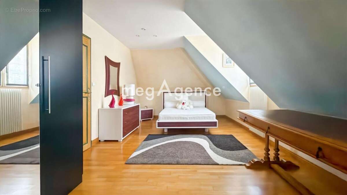 Maison à CHAMBRAY-LES-TOURS