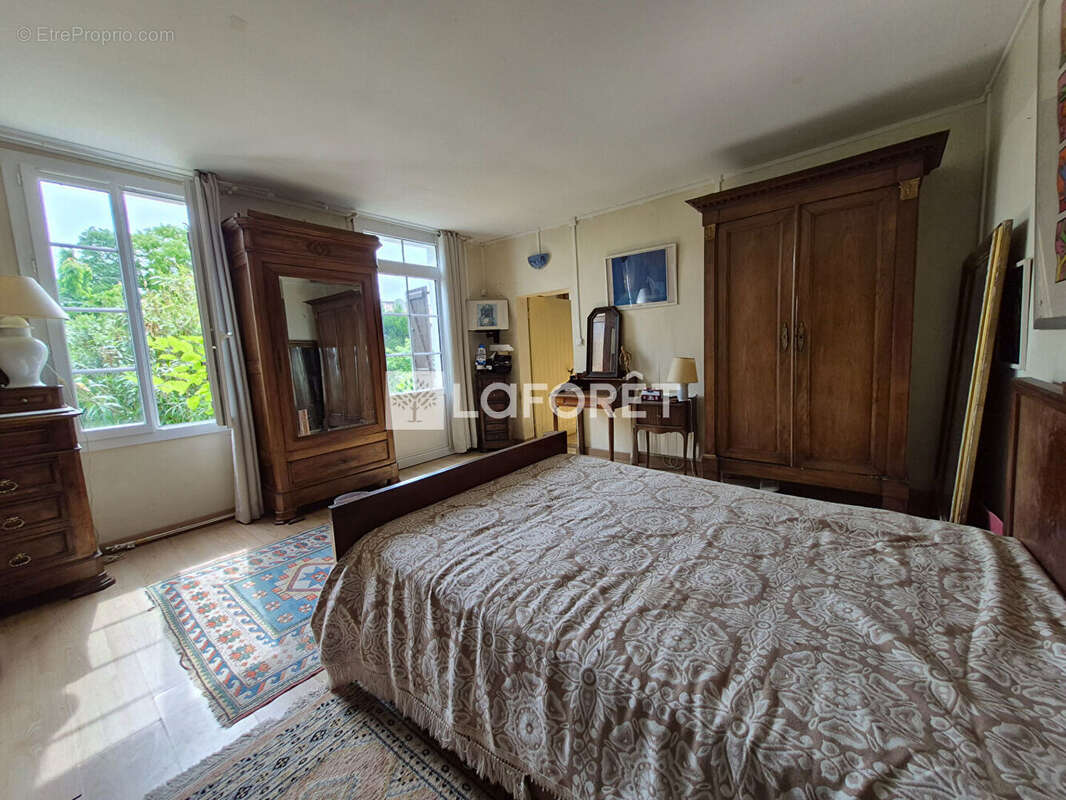 Maison au calme avec jacuzzi, garage et terrain - photo 9
