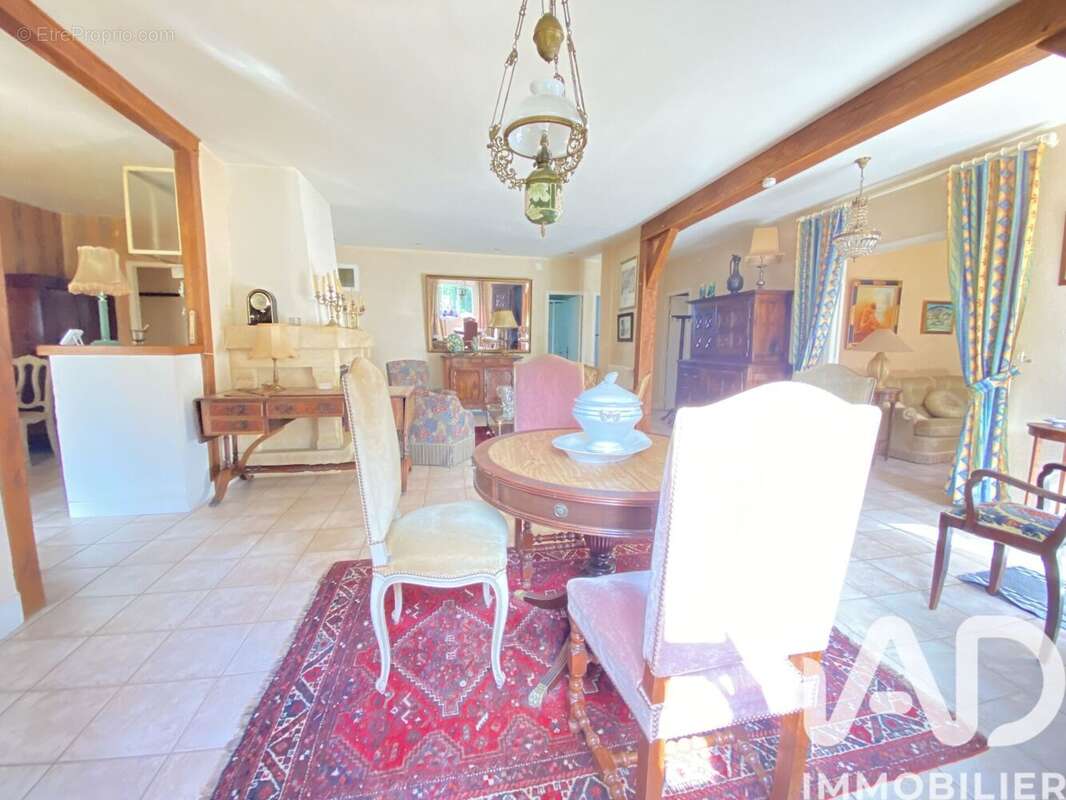 Photo 8 - Maison à CENAC-ET-SAINT-JULIEN