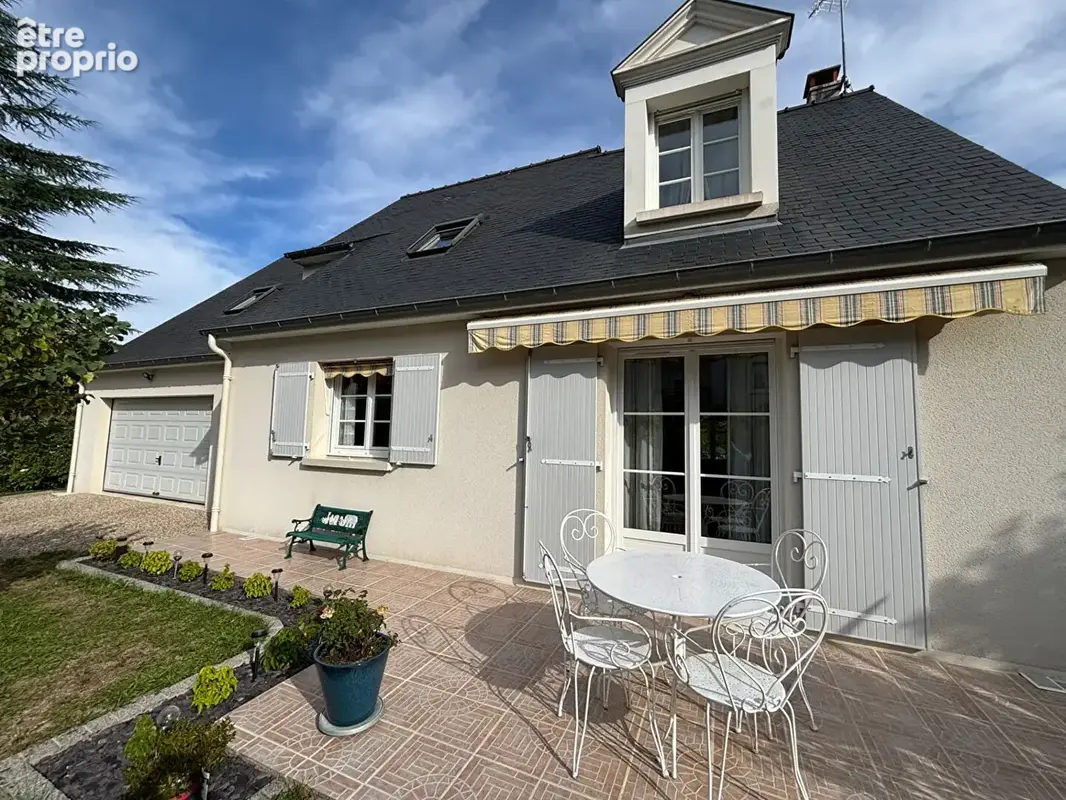 Photo Maison à Saint-Cyr-Sur-Loire au prix de 613 000€