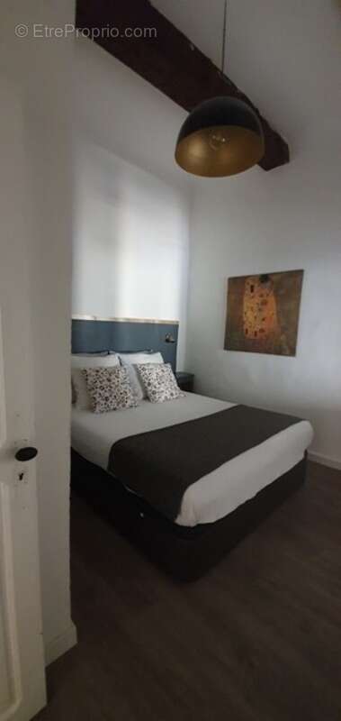 Appartement à MARSEILLE-2E