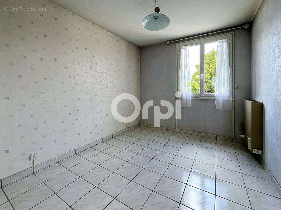 Appartement à TERRASSON-LAVILLEDIEU