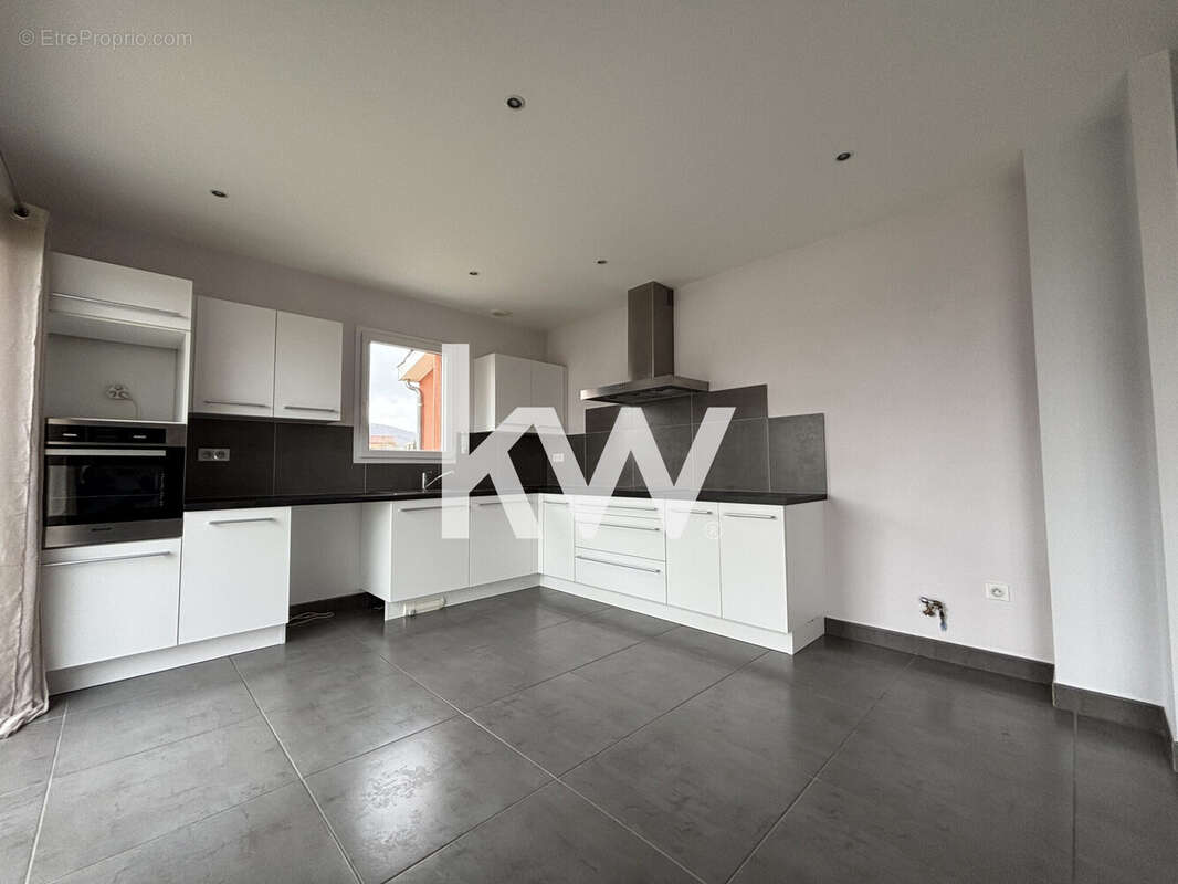 Maison 142 m² à Pollionnay  - photo 7