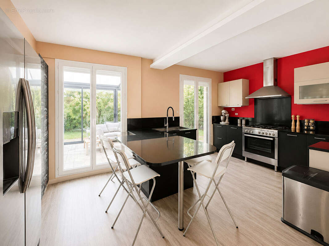 Maison à VIGNEUX-SUR-SEINE