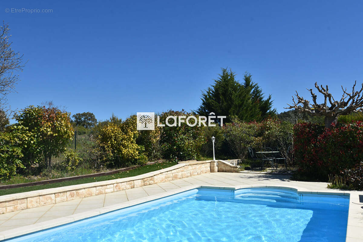 Maison à MONTAUROUX