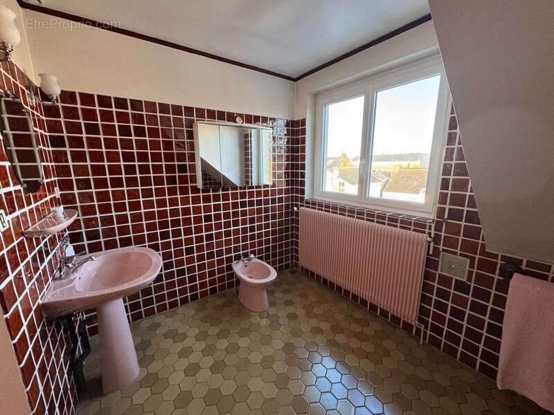 Maison à FOURMIES