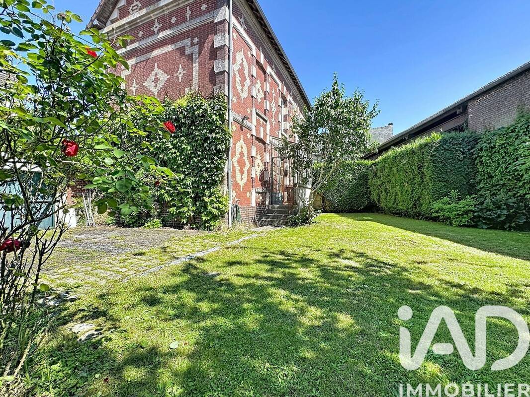 Photo 1 - Maison à VILLERS-COTTERETS