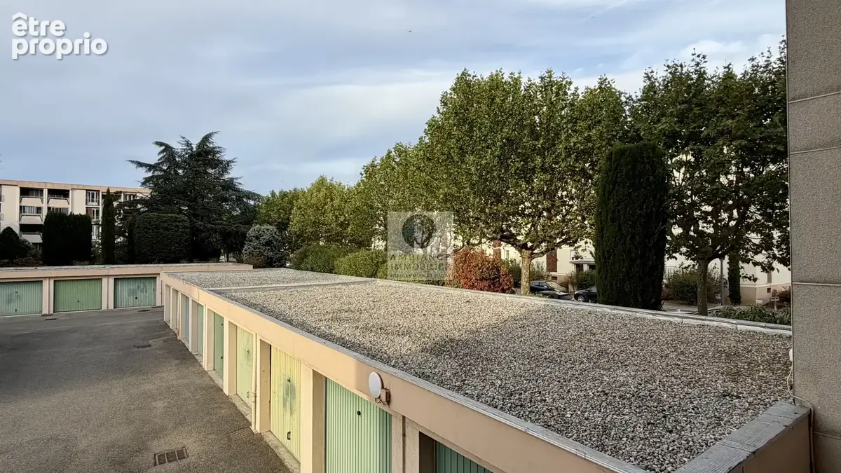 Lumière et calme au coeur de Guilherand-Granges - photo 11