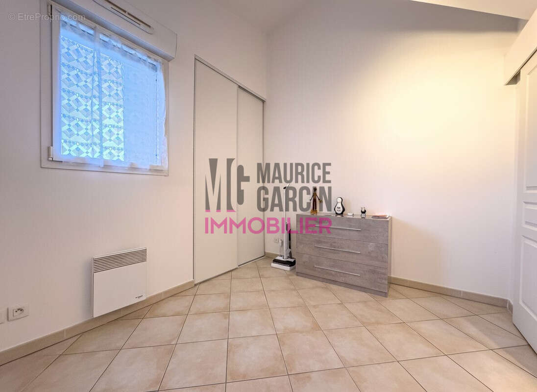 Appartement à L'ISLE-SUR-LA-SORGUE
