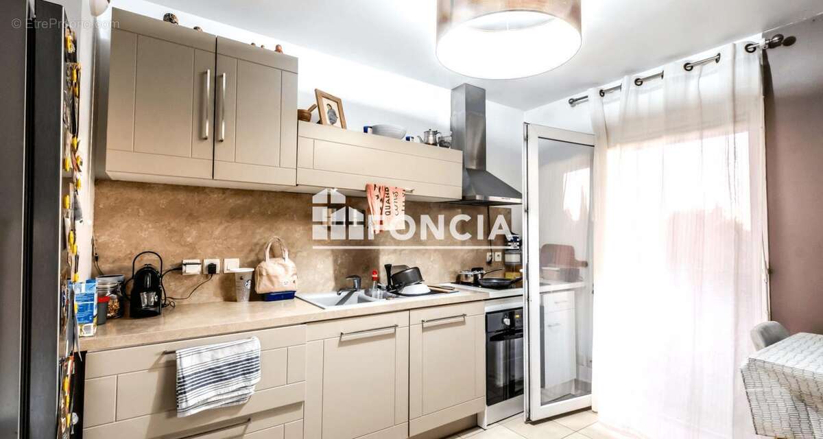 Appartement à DOUVAINE