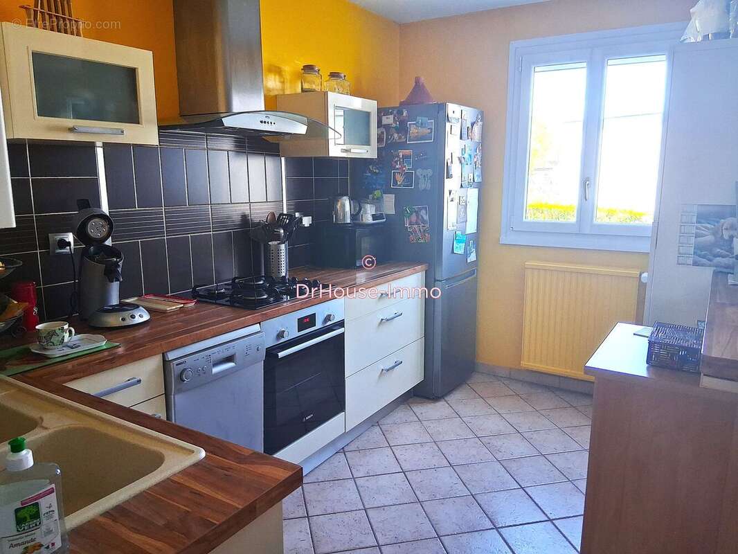 Appartement à SAINT-JEAN-DE-LA-RUELLE