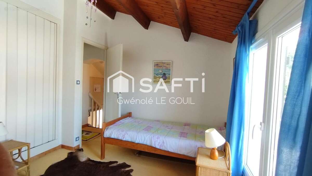 Maison 86 m² à Landevieille  - photo 7
