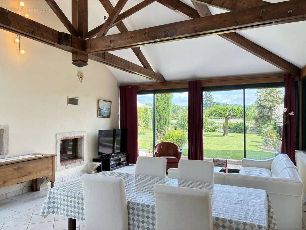 Maison à SAINT-SAVIN