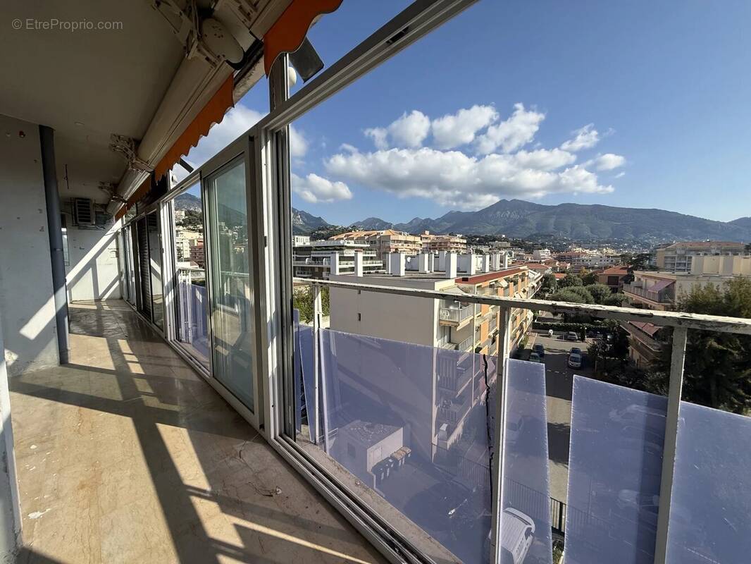 Appartement à ROQUEBRUNE-CAP-MARTIN