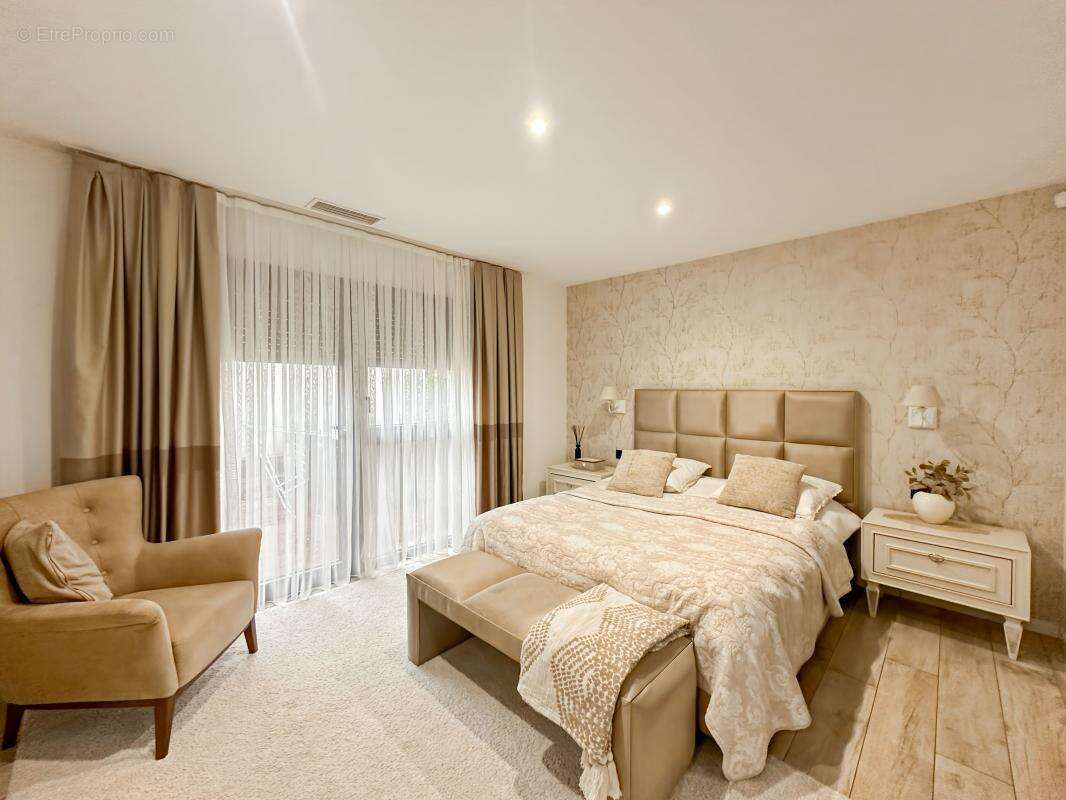Villa contemporaine  a vendre sur les côteaux de loriol proche cliousclat - photo 8