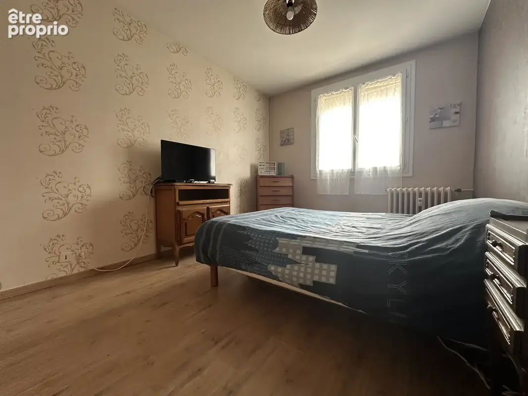 Agréable appartement avec balcon et garage à Arpajon sur Cère - photo 10
