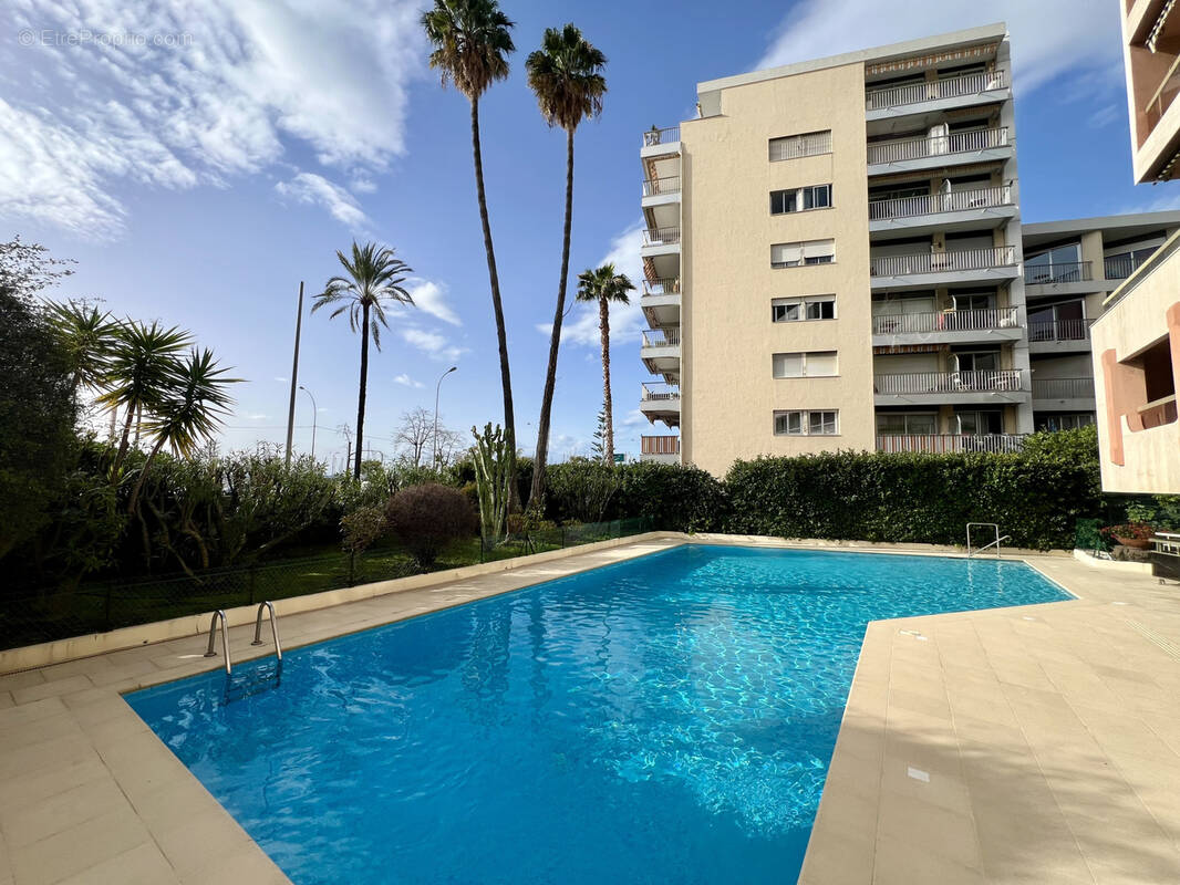 Appartement à MENTON