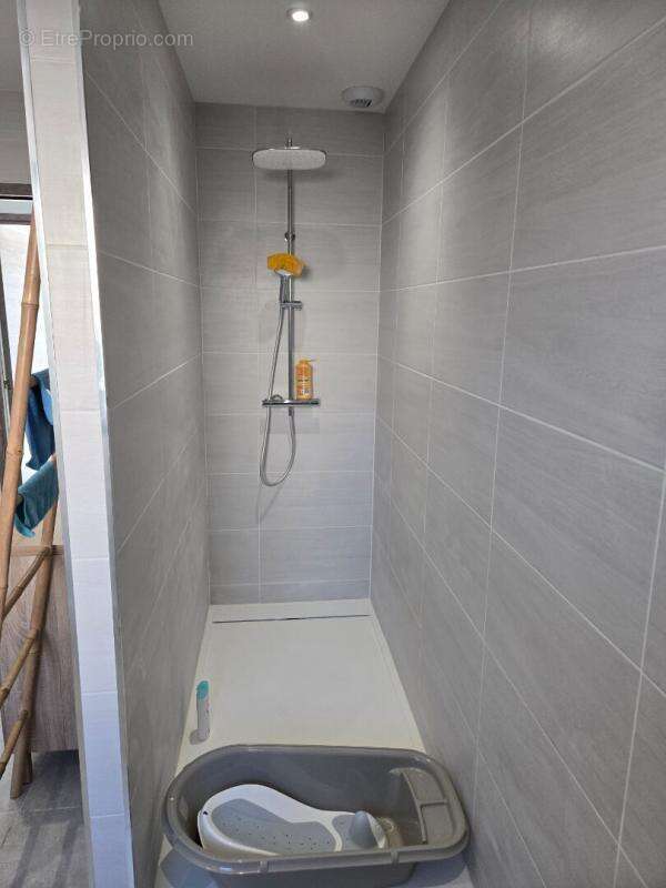 BOISSET et GAUJAC Confortable Villa de 101 M2, 3 Chambres tout confort avec piscine sur 620 M2 de terrain - photo 12