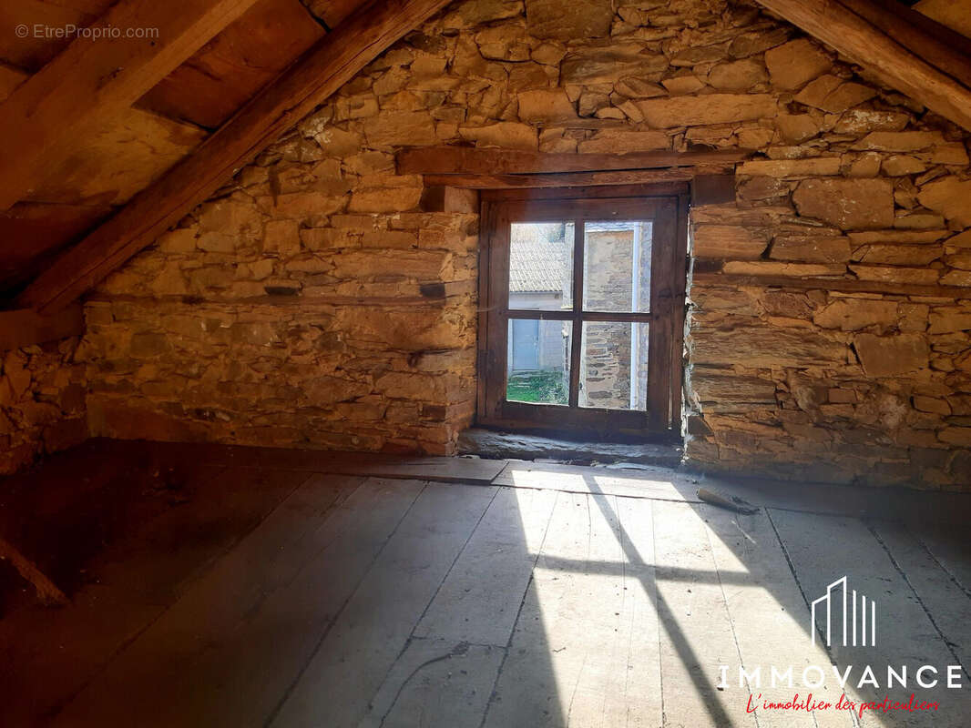 Maison 60 m² à Curvalle  - photo 8