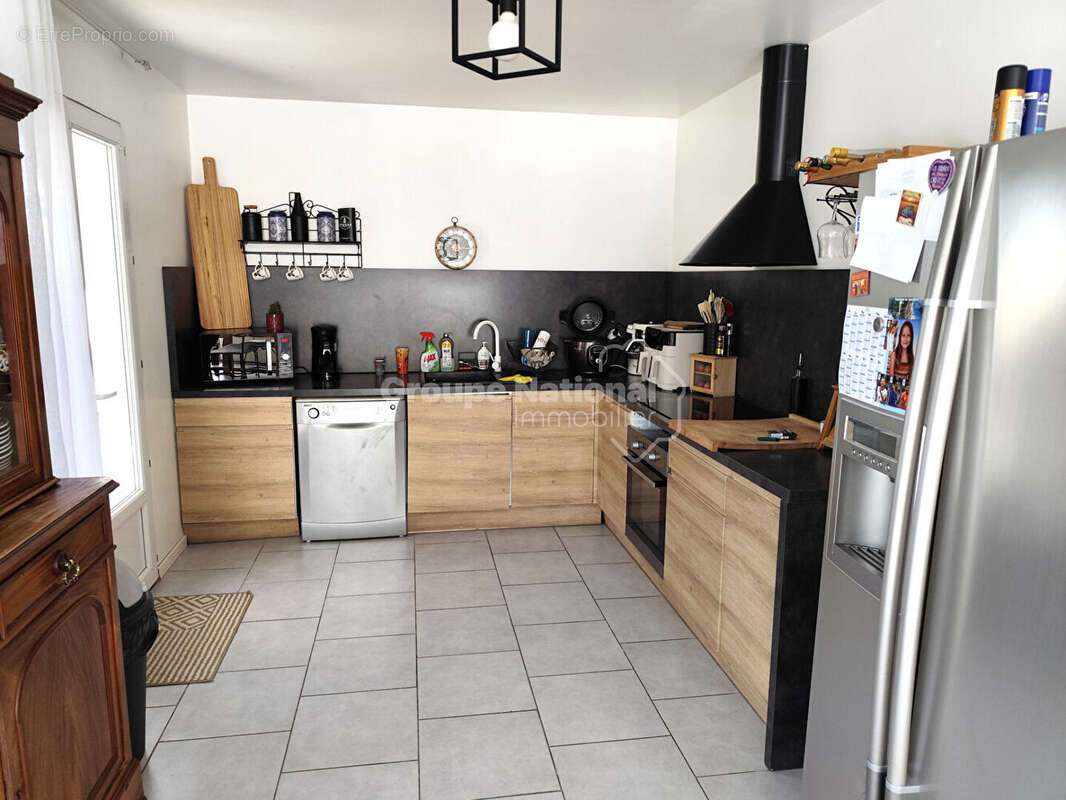 JONQUIERES Villa avec jardin - photo 6