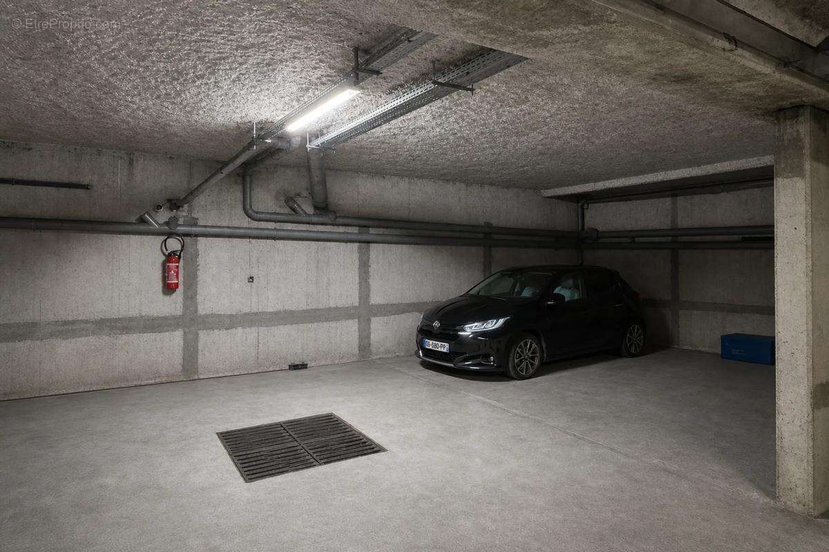 Charmant 4 pièces à Nanterre avec balcons - jardin collectif ! - photo 6