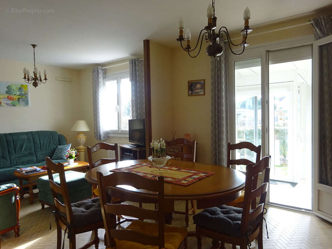 Maison à LA FERTE-BERNARD