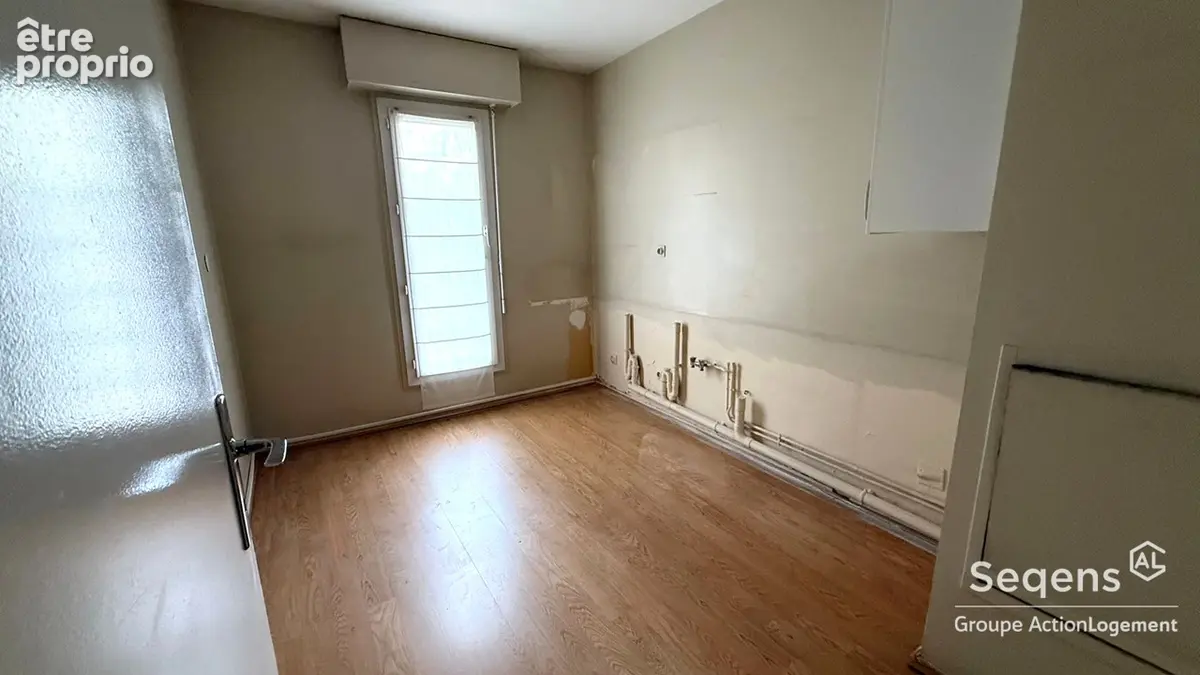 Local commercial  81.50 m2 - photo 4